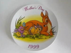 Muttertagsgeschenk - 1999 Disney© Teller zum Gedenken an ihren ersten Muttertag. " - Bild 1 von 2