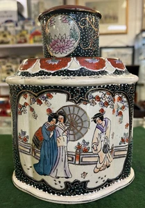 Repro Japanese Satsuma Pottery Two Lids Tea Caddy - As Found - Picture 1 of 12