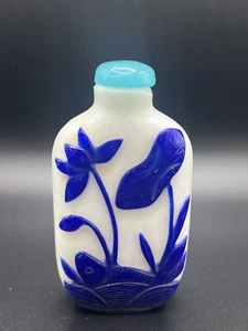 C19th Glass Snuff Bottle With A Blue Glass Overlay - Picture 1 of 6