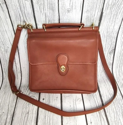 COACH Vintage Willis Tan Cognac Leather Crossbody Station Bag 90's 9927 New - Image 1 of 4