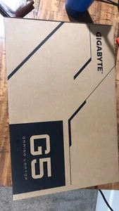 GIGABYTE 15.6" 144Hz IPS i5-10500H NVIDIA RTX 3060 Gaming Laptop 16gb 512gb SSD - Picture 1 of 3