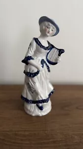 BLUE & WHITE PORCELAIN LADY WITH HARP / LYRE, HAND-PAINTED FIGURINE, 7.5" - Picture 1 of 4