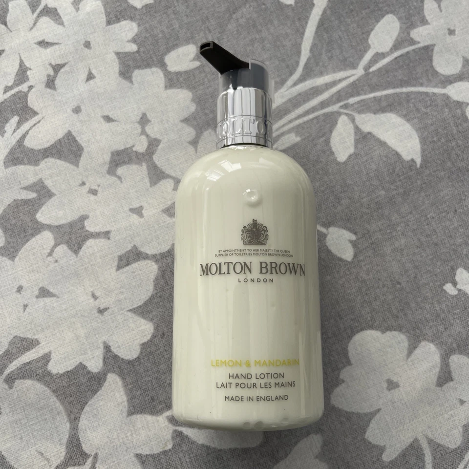 Molton Brown Lemon & Mandarin Soothing Hand Lotion 300ml Brand New - Image 1 of 1
