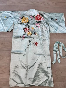 VTG 40s Japanese Silk Kimono Robe Mint Green Embroidered Bird Floral Export Boho - Picture 1 of 18