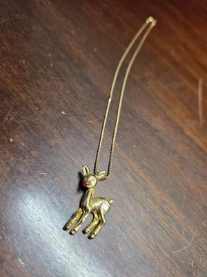 Collar Ciervo De Pie Años 90’s Vintage Taiwán Colgante Piedra Roja Reno Rodolfo  Foto 1 de 4