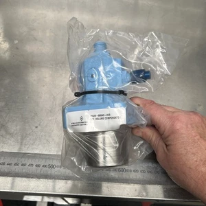hydraulics international volume compensator valve 56529-88043-203 new - Bild 1 von 8