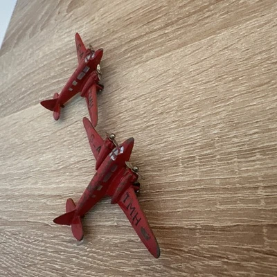 PAIR OF DINKY 62M LIGHT TRANSPORT PLANE (AIRSPEED AS.6 ENVOY) RED G-ATMH 1945-48 - Image 1 of 4