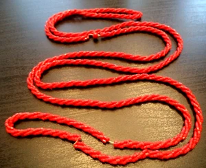 VINTAGE HIGH END GORGEOUS CHERRY RED GLASS OPERA LENGTH 51 INCH NECKLACE!! - Picture 1 of 1
