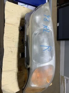 right headlight for acura TL 1996 - Picture 1 of 4