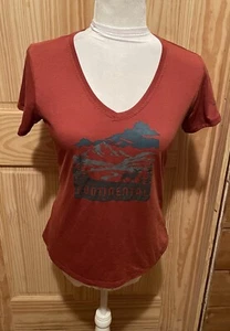 Brooks Rusty Red/Orange V-Neck Short Sleeve Shirt Women's Size Small ~ EUC - Picture 1 of 5
