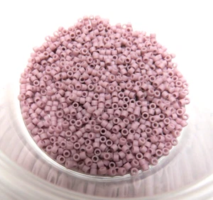 11/0 DELICA ~ MATTE OPAQUE LILAC ~ DB 758 ~ 7 Grams ~ GLASS SEED BEADS - Picture 1 of 1