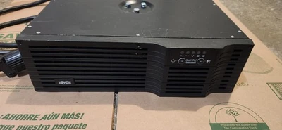 Модуль понижающего/изоляционного трансформатора Tripp Lite 208–120 В - Изображение 1 из 4