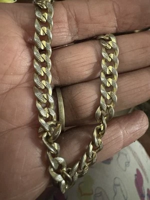 Pulsera de eslabones cubanos chapada en oro 18k Foto 1 de 4