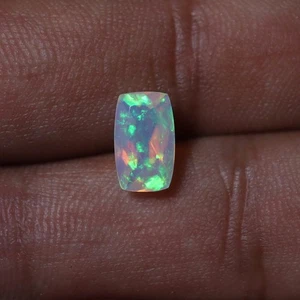 1.2 Cts 10x6 MM Natural AAA Flashy Green Fire Ethiopian Opal Faceted Cushion - Picture 1 of 10