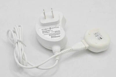  Caricabatteria magnetico 12V 0,1A PB3100-479 per detergente pelle Clarisonic MIA / MIA 2 - Immagine 1 di 3