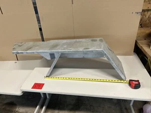 heavy duty single axle trailer fender 30” LH side boat enclosed - Picture 1 of 4