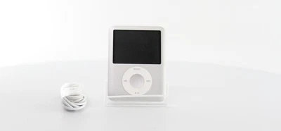 Apple iPod nano A1236 8GB - 3rd Generation - Silver (MA980LL/A) - Image 1 of 2