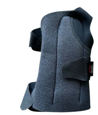 CVS HEALTH SOPORTE MODERADO MUÑECA DERECHA SM/M SOPORTE COMPRESIÓN ESTABILIZADOR Foto 1 de 3