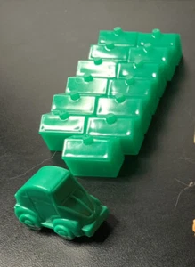 Vintage 1999 Monopoly Junior GREEN game piece Replacements 13 Houses 1 Car - Picture 1 of 1