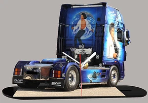 MICHAEL JACKSON SUR CAMION DÉCORÉ DAF, MODEL CARS, TRUCK -130 en horloge - Picture 1 of 1