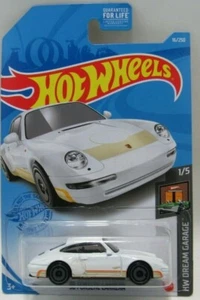 Hot Wheels HW Dream Garage 1/5 white '96 Porsche Carrera 16/250 3+ Mattel - Picture 1 of 2