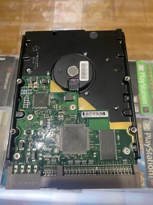 9W2854-301 - Seagate 200GB 7200 RPM SATA 3.5" HDD - Image 1 of 2