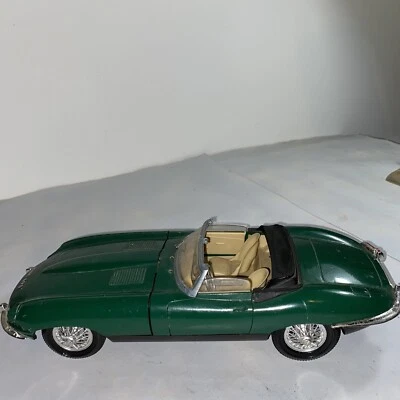 polistil 1/16 jaguar XKE 4.2 litre - Image 1 of 4