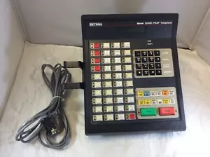 ZETRON Emergency 911 Telefono PSAP 3240D 901-9563 M3240D 901-9563 - Foto 1 di 4