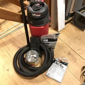 Shop Vac Hang Up Wet Dry Portable Vacuum 3 HP 3.5 Gal W/ Hose , bags, filters - Picture 1 of 12