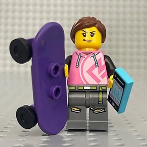 LEGO Skateboard Ragazza Pattinaggio CITY Sport Minifigure Accessori Modulare - Foto 1 di 3