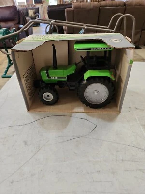Vintage 1986  1/16 Deutz Allis 6240 Tractor Ertl 1269 New in Box - Image 1 of 4