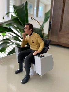 Original Hallmark Andenken Weihnachtsschmuck Star Trek 1995 Captain James T Kirk - Bild 1 von 11