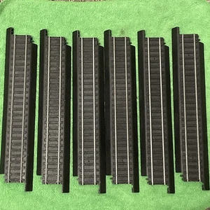 Life-Like HO Scale Easy Power-Loc Track Lot - 9" Straight 6 pcs - Picture 1 of 1