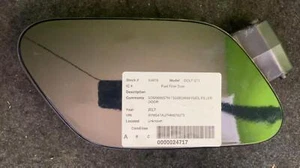 VOLKSWAGEN GOLF GTI Fuel Filler Door 5GM809857H / 5G0809999  - Picture 1 of 4