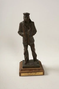 The Lone Sailor (UD3) Souvenir Statue Washington DC (JSF6) Navy Memorial 1986 - Picture 1 of 12