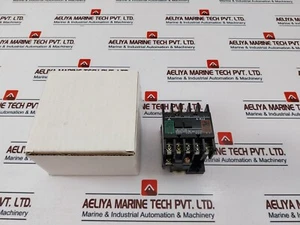 Mitsubishi Electric S-K12 Magnetic Contactor NK 85T403, 20A - Picture 1 of 8