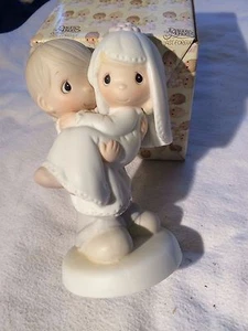 PRECIOUS MOMENTS FIGUREN "Segne dich zwei" E-9255 - Bild 1 von 2