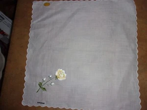 vintage hand embroidered handkerchief - rose pattern - 16"x 16" - Picture 1 of 4