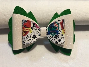 PAW PATROL 3 LAYERED HAIR BOW. GREEN AND WHITE. 4.25" X 2.75" HOMEMADE - Picture 1 of 4