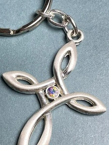 Portachiavi nodo celtico croce AB strass tono argento arcobaleno boho regalo spirituale - Foto 1 di 7