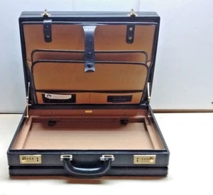 Vintage Bally Italian Doctor Lawyer Black Leather Briefcase Attache Case Bag - Picture 1 of 10