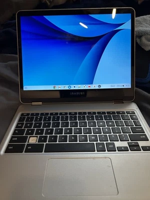 Samsung XE513C24-K01US Chromebook Plus Laptop Silver - Image 1 of 4