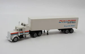 Herpa Kenworth W900 Sattelzug "Challenger Motor Freight" 1:87 /H22248 - Bild 1 von 1