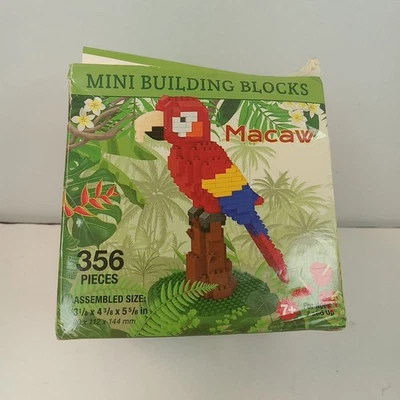 National Zoo - Mini Building Blocks - Macaw - 365 Pieces - New in Box! - Image 1 of 4