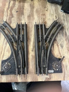 Vintage Lionel No. 1024 Right & Left Manual 027 Gauge Train Track Switches - Picture 1 of 14
