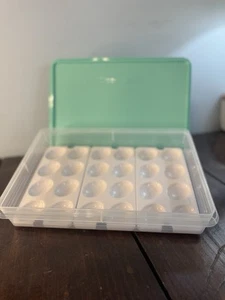 Tupperware Deviled egg keeper/lid/3 trays (removable) - Picture 1 of 4