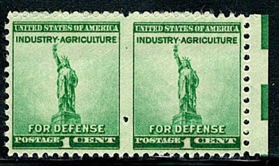 Error Mint US Pair of (Blind Perf) Stamp,Scott# 899 (MNH) - Image 1 of 2