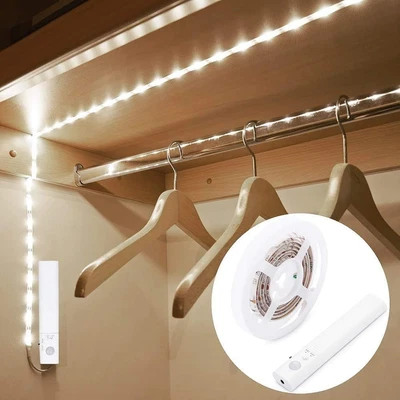 Luce Armadio,  1M LED Striscia Con Sensore Di Movimento, Luci LED a Batteria per - Immagine 1 di 4