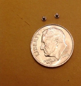 2 Mitutoyo pinion bearing screws mini 101574 - Picture 1 of 3
