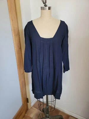 Top túnica mediana cápsula Eileen Fisher Boho lino minimalista costera madura Foto 1 de 4